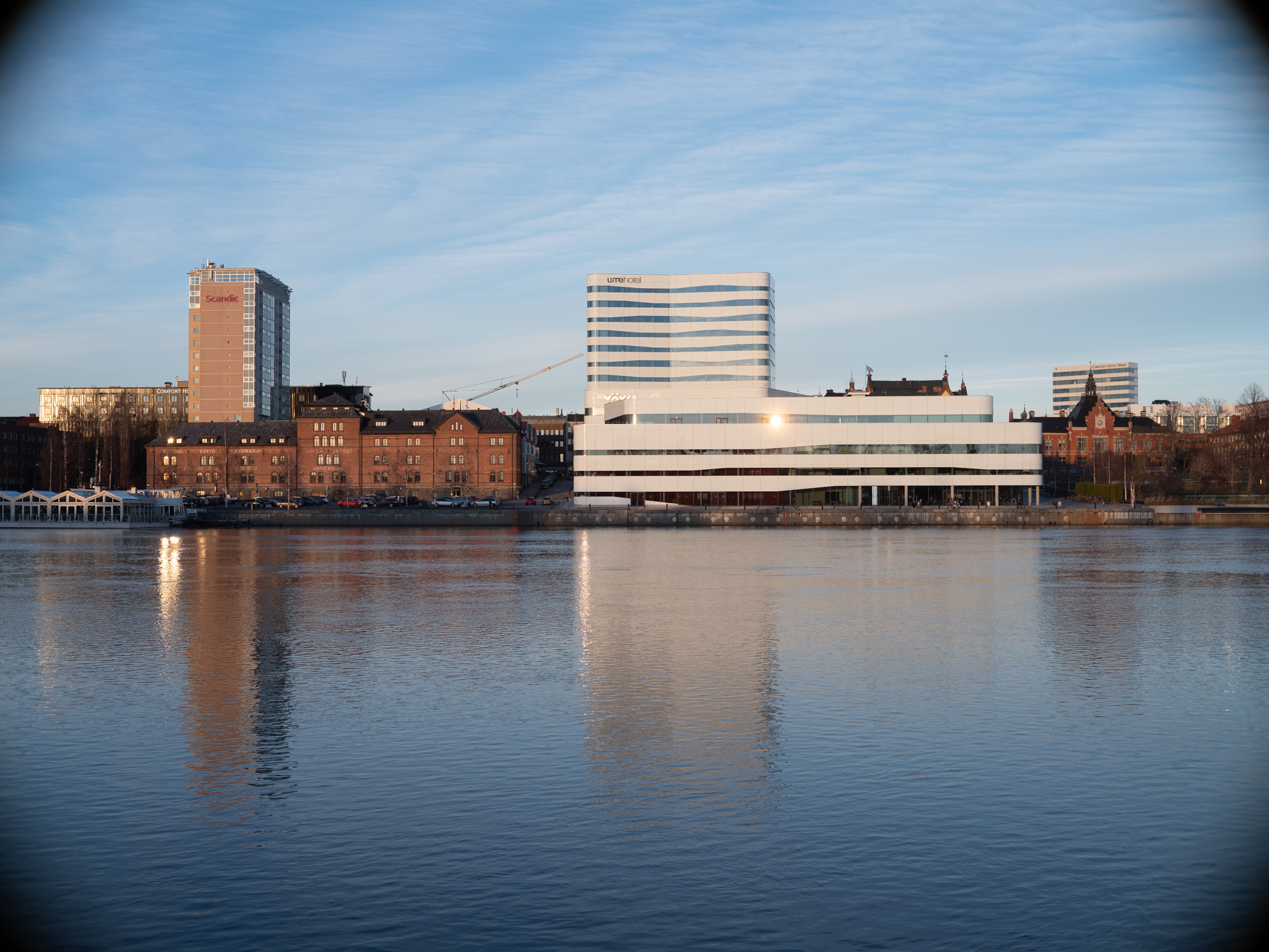 Nikon 50-1,4-5-4.jpg