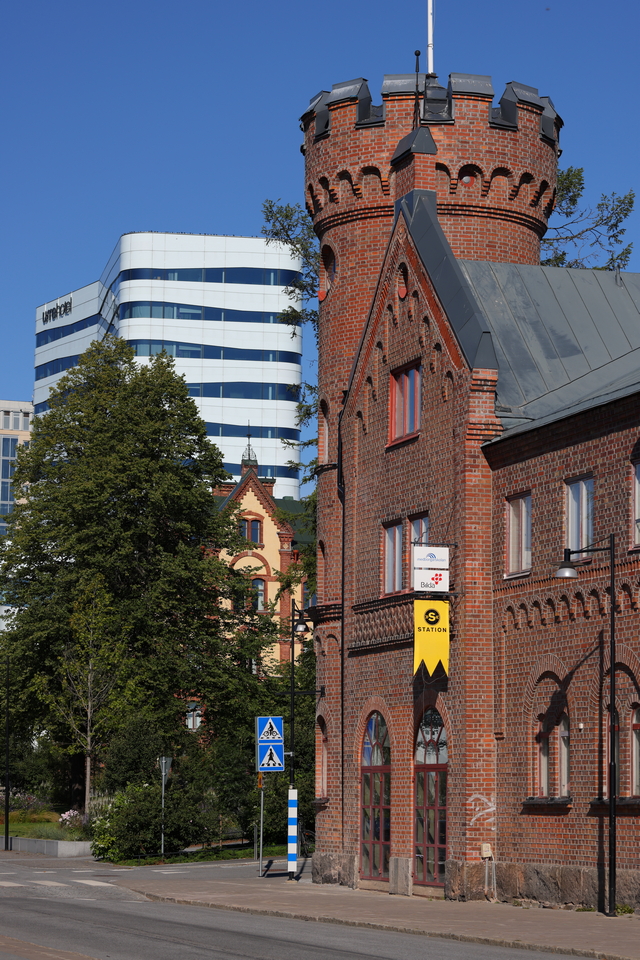 Canon RF 100-500_21w.jpg