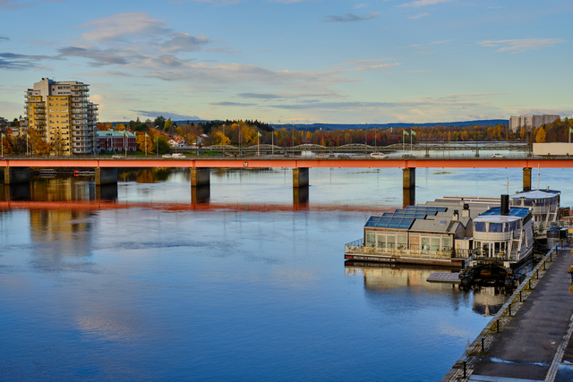 Fujifilm XF 33mm f1.4_15w.jpg