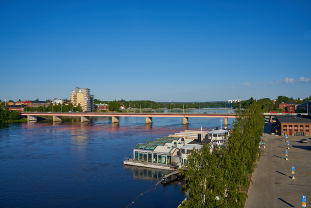 Tamron 28-200 sony_15w.jpg