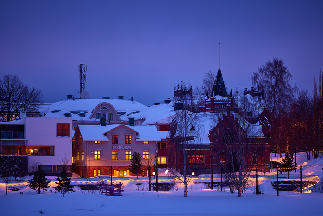 Canon RF 70-200f4_4w.jpg