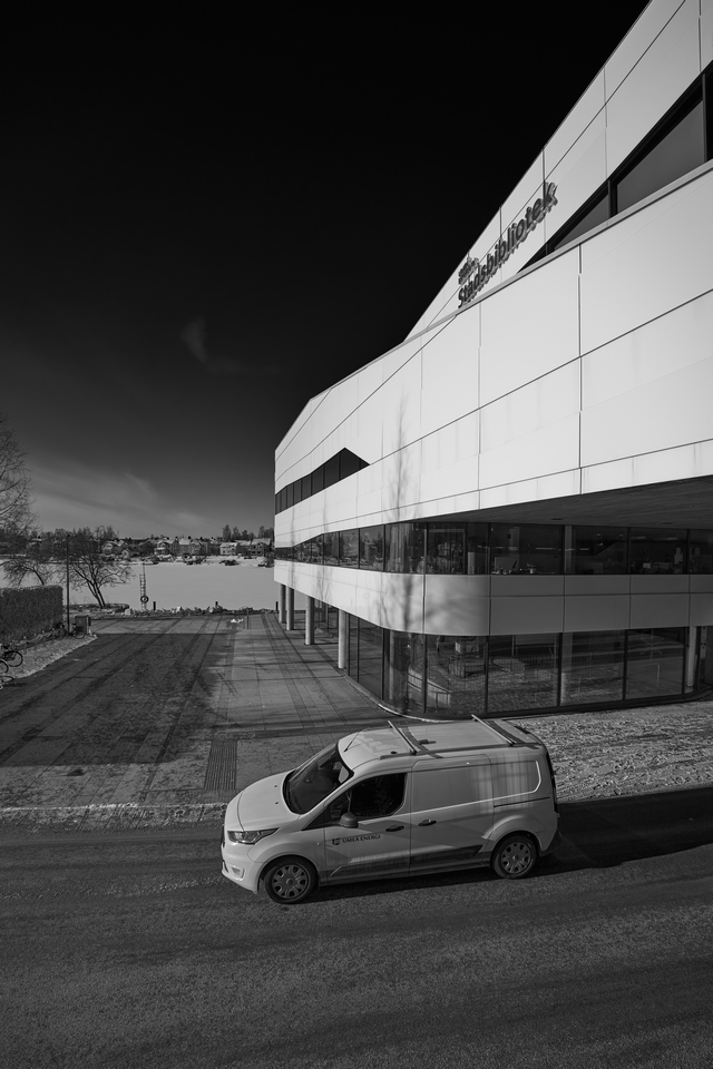 Sony PZ 16-35mm f4 G_28w.jpg