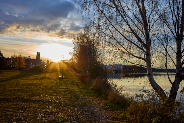 Ricoh GR IIIx_10w.jpg