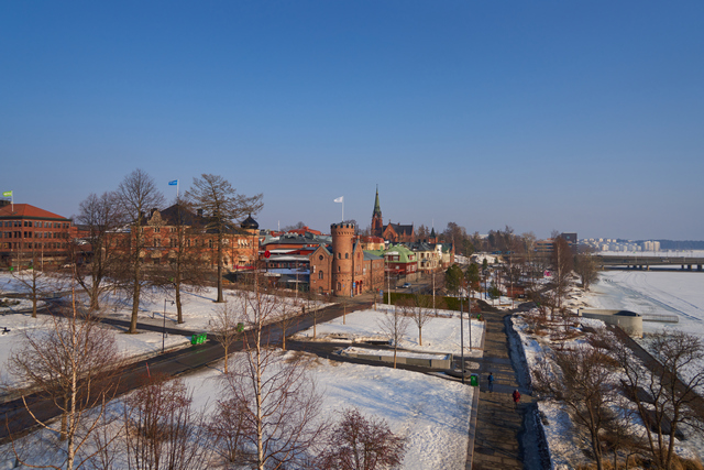 Samyang 24-70 f2.8_3w.jpg