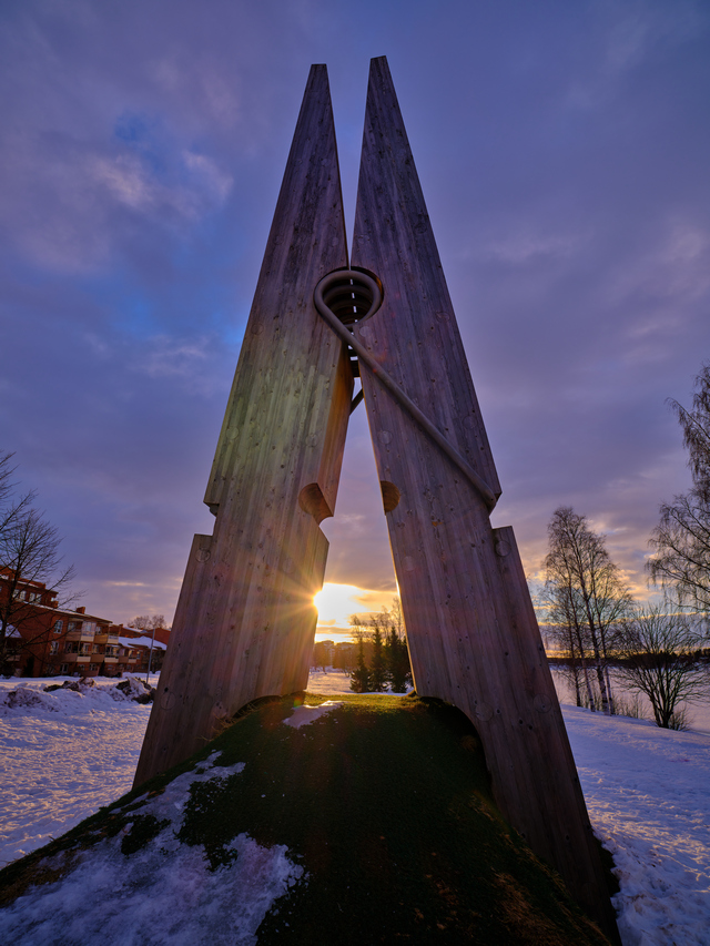 Fujifilm GFX100s_22w.jpg