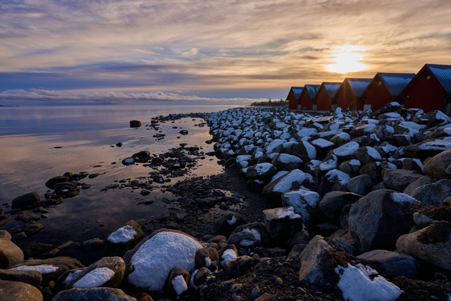 Sony 12-24 f2.8_15w.jpg