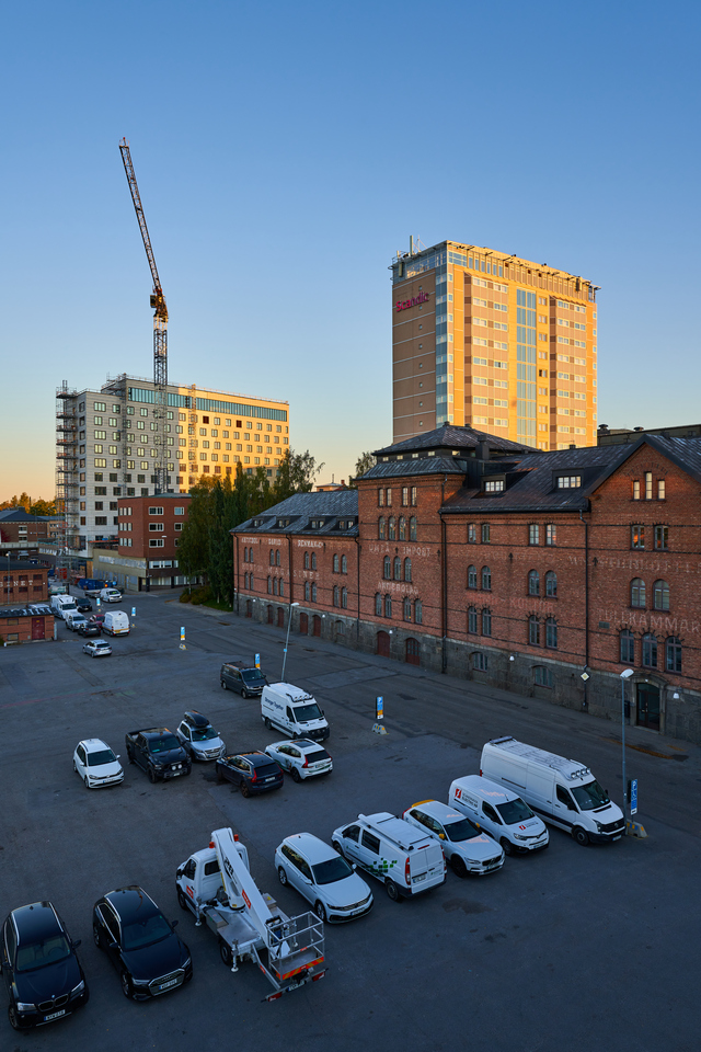 Sigma 24mm f2 DN_23w.jpg