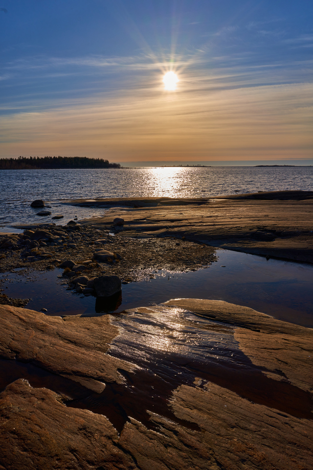 Sony 24mm f2.8_4w.jpg