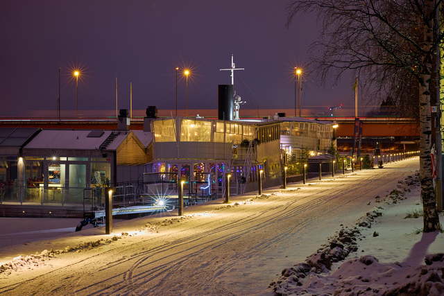 Canon RF 85_1,2 L USM DS_20w.jpg