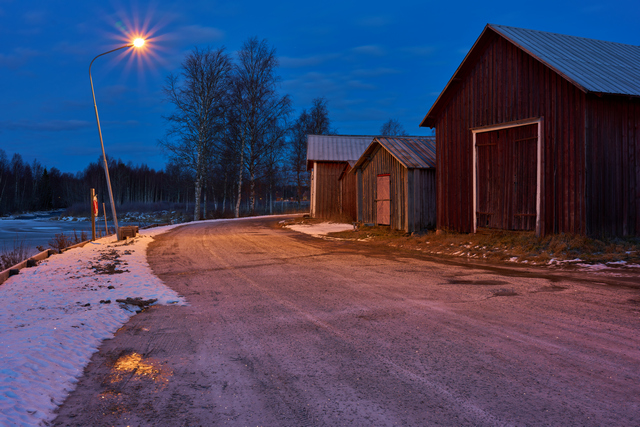 tamron 35 2.8 sony e_2w.jpg