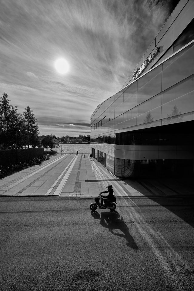 Canon RF 14-35 f4_20w.jpg