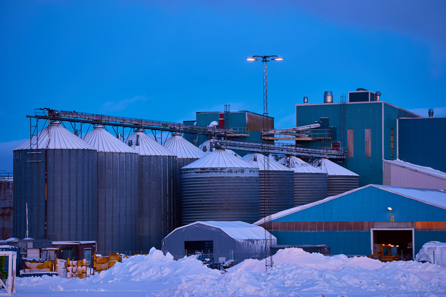 Canon RF 70-200f4_14w.jpg