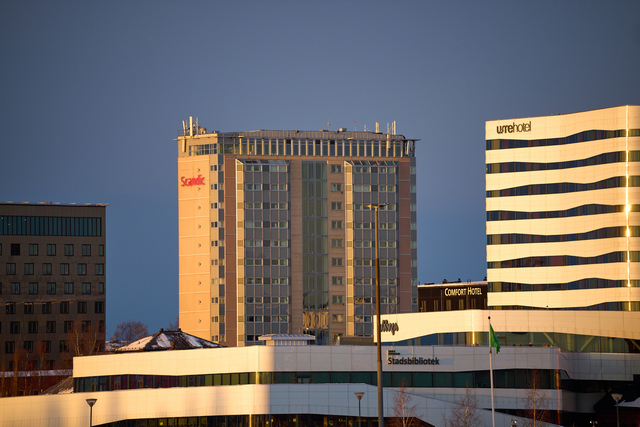 Nikon Z 100_400mm_1w.jpg