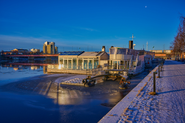 Nikon Z 28mm f2.8_22w.jpg