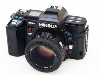 fotohistoria-minolta-7000_0.jpg