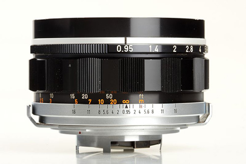 Canon_50_0.95.jpg